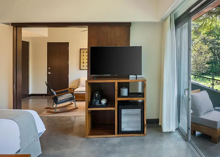 El Mangroove Papagayo, Autograph Collection Resort 5*